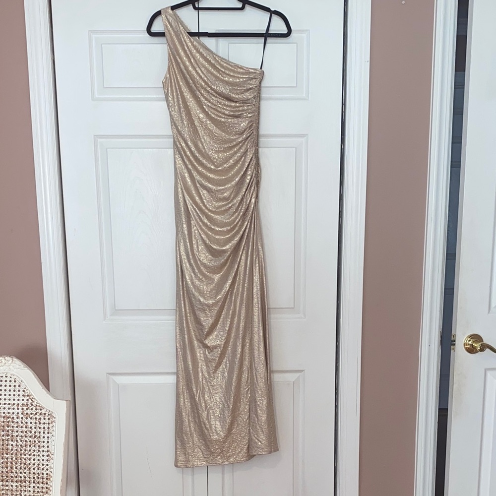 Laundry By Shelli Segal One-Shoulder Metallic Dress